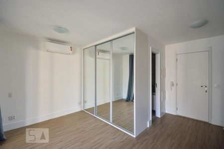 Studio de kitnet/studio para alugar com 1 quarto, 32m² em Sumarezinho, São Paulo