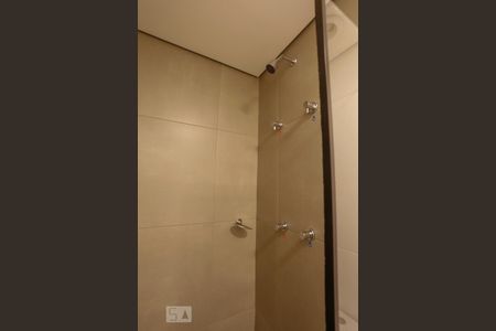 Banheiro de kitnet/studio à venda com 1 quarto, 16m² em Vila Mariana, São Paulo