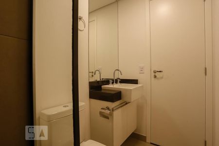 Banheiro de kitnet/studio à venda com 1 quarto, 16m² em Vila Mariana, São Paulo