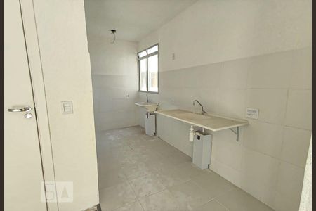 Cozinha de apartamento à venda com 2 quartos, 60m² em Santos Dumont, São Leopoldo