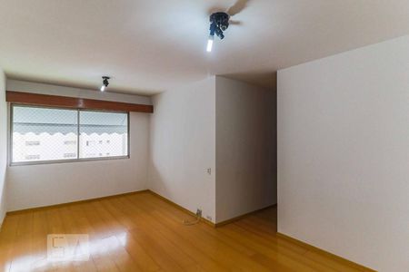 Sala de apartamento à venda com 3 quartos, 70m² em Vila Sofia, São Paulo