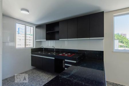 Cozinha de apartamento para alugar com 1 quarto, 37m² em Funcionários, Belo Horizonte