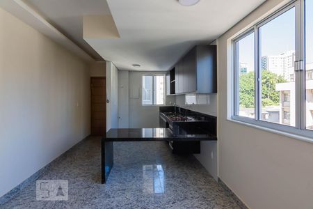 Sala  de apartamento para alugar com 1 quarto, 37m² em Funcionários, Belo Horizonte