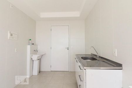 Cozinha e Área de serviço  de kitnet/studio à venda com 1 quarto, 32m² em Vila Alpina, São Paulo