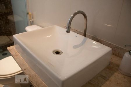 Detalhe Banheiro Suíte de apartamento à venda com 2 quartos, 112m² em Itaim Bibi, São Paulo