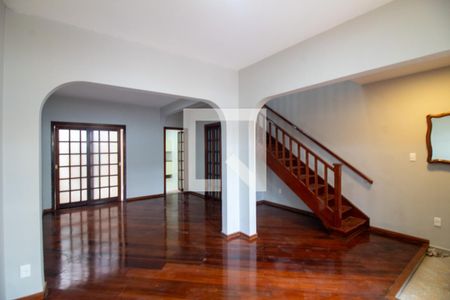 Sala /Sala de Jantar de casa para alugar com 3 quartos, 200m² em Chácara Santo Antônio (zona Sul), São Paulo