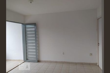 Quarto de apartamento para alugar com 1 quarto, 52m² em Guará I, Brasília