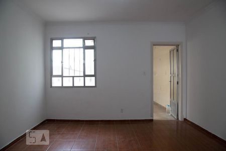 Casa à venda com 250m², 2 quartos e 2 vagasSala