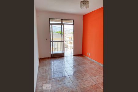 Apartamento à venda com 75m², 2 quartos e 1 vagaSala