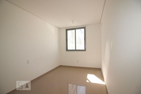 Quarto 1 de apartamento para alugar com 2 quartos, 70m² em Floresta, Porto Alegre