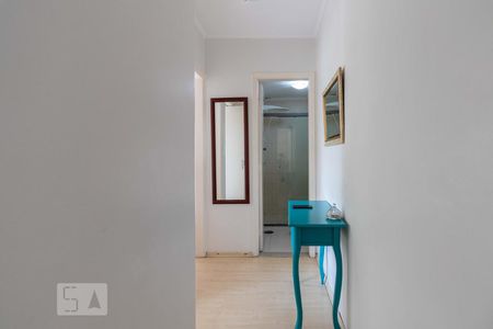 Corredor dos Quartos de apartamento à venda com 2 quartos, 60m² em Vila Uberabinha, São Paulo