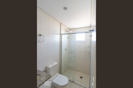 Banheiro da Suíte de apartamento para alugar com 2 quartos, 67m² em Santo Antônio, São Caetano do Sul