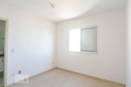 Suíte de apartamento para alugar com 2 quartos, 67m² em Santo Antônio, São Caetano do Sul