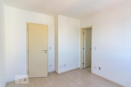 Suíte de apartamento para alugar com 2 quartos, 67m² em Santo Antônio, São Caetano do Sul