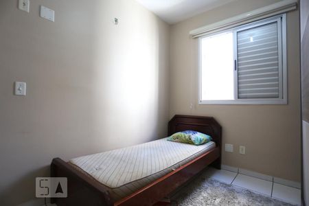 Quarto 1 de apartamento para alugar com 2 quartos, 51m² em Jardim Sarah, São Paulo