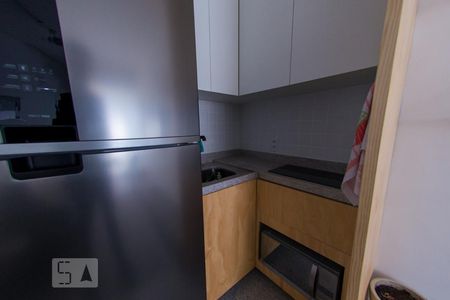 Cozinha de apartamento para alugar com 1 quarto, 35m² em Pinheiros, São Paulo