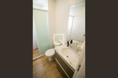 Banheiro de apartamento à venda com 2 quartos, 62m² em Jaguaré, São Paulo