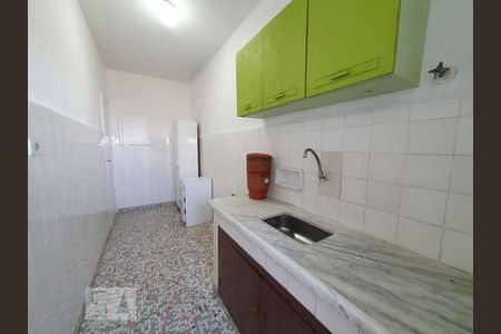 Cozinha de kitnet/studio para alugar com 1 quarto, 42m² em Sumarezinho, São Paulo