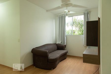 Sala  de apartamento para alugar com 2 quartos, 48m² em Vargem Pequena, Rio de Janeiro