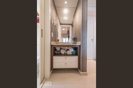 Banheiro de apartamento à venda com 1 quarto, 49m² em Moema, São Paulo