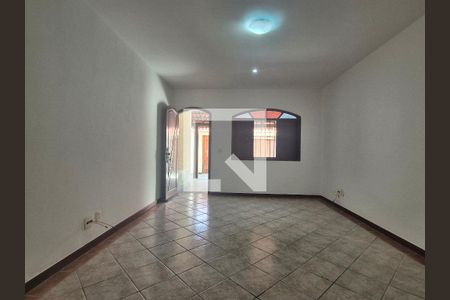 Sala de casa de condomínio para alugar com 2 quartos, 140m² em Barra da Tijuca, Rio de Janeiro