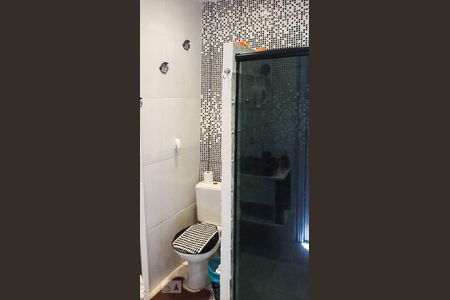 Banheiro de apartamento à venda com 1 quarto, 38m² em Glória, Rio de Janeiro