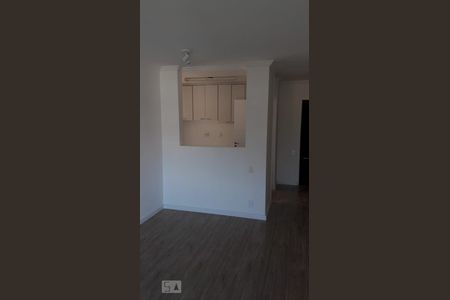 Sala de apartamento para alugar com 3 quartos, 74m² em Jardim Ampliação, São Paulo