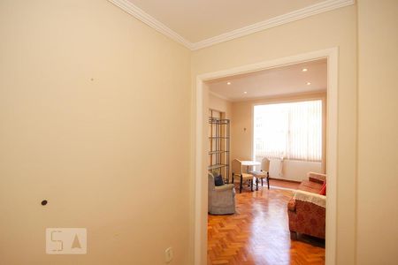 Hall de Entrada de apartamento à venda com 2 quartos, 70m² em Copacabana, Rio de Janeiro