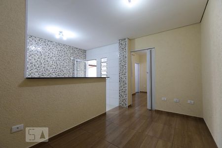 Sala de casa para alugar com 1 quarto, 40m² em Vila Santa Clara, São Paulo