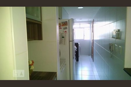 Cozinha de apartamento à venda com 2 quartos, 68m² em Badu, Niterói