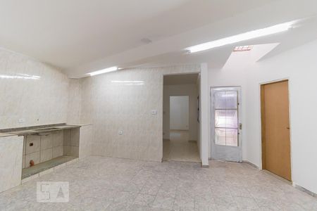 Cozinha de casa para alugar com 1 quarto, 73m² em Vila Nova Pauliceia, São Paulo