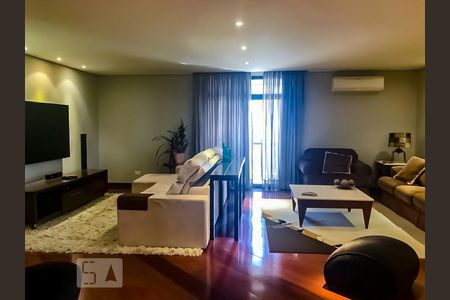 Sala de apartamento para alugar com 6 quartos, 450m² em Vila Lanzara, Guarulhos