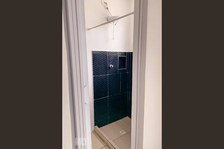 Banheiro de kitnet/studio para alugar com 1 quarto, 40m² em Menino Deus, Porto Alegre