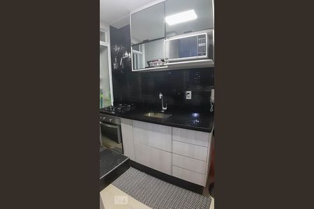 Cozinha de apartamento à venda com 2 quartos, 83m² em Jardim Piqueroby, São Paulo