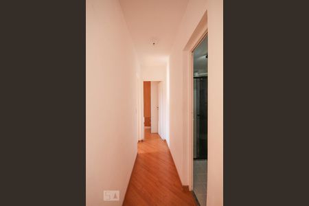 Corredor de apartamento para alugar com 2 quartos, 56m² em Fazenda Morumbi, São Paulo