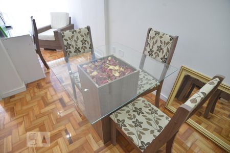 Sala de apartamento para alugar com 1 quarto, 50m² em Centro, Rio de Janeiro