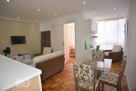 Sala de apartamento para alugar com 1 quarto, 50m² em Centro, Rio de Janeiro