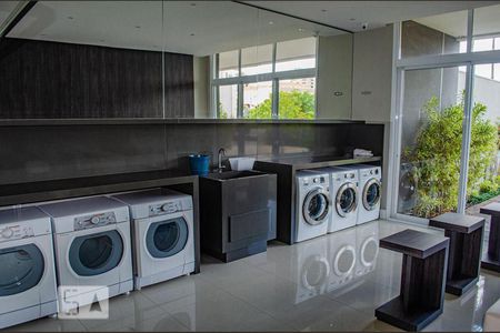 Studio à venda com 44m², 1 quarto e 1 vaga Studio à venda com 44m², 1 quarto e 1 vagaÁrea comum - Lavanderia