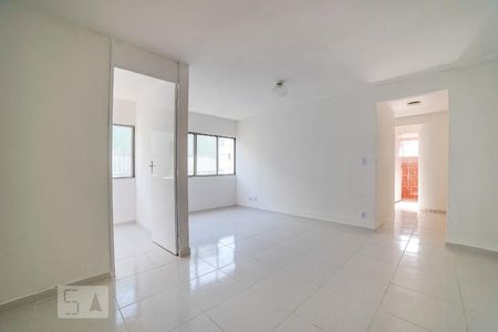 Sala de apartamento para alugar com 3 quartos, 75m² em Jardim Leonor Mendes de Barros, São Paulo