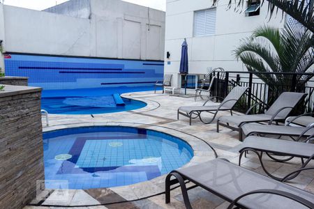 Piscina de apartamento à venda com 3 quartos, 67m² em Vila Firmiano Pinto, São Paulo