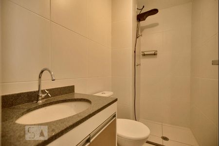 Banheiro de apartamento para alugar com 2 quartos, 36m² em Barra Funda, São Paulo