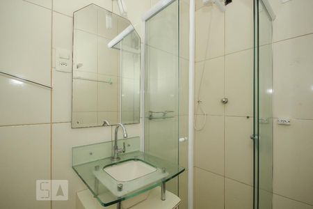 Banheiro de apartamento para alugar com 1 quarto, 43m² em Copacabana, Rio de Janeiro