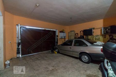 Garagem
 de casa à venda com 7 quartos, 317m² em Vila Sorocabana, Guarulhos