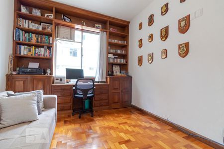 Quarto 1 de apartamento à venda com 4 quartos, 200m² em Copacabana, Rio de Janeiro