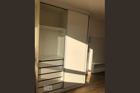 Armário do quarto de kitnet/studio à venda com 1 quarto, 28m² em Mirandópolis, São Paulo