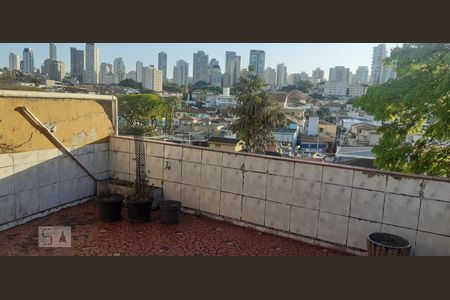 Varanda Quarto 1 de casa para alugar com 6 quartos, 300m² em Aclimação, São Paulo