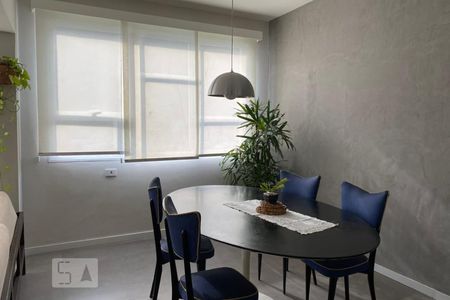 Sala de apartamento para alugar com 2 quartos, 88m² em Humaitá, Rio de Janeiro