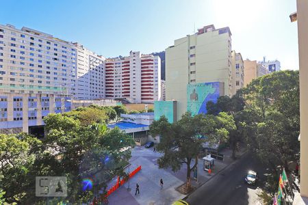 Vista Sala. de apartamento para alugar com 3 quartos, 95m² em Copacabana, Rio de Janeiro