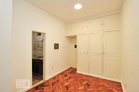 Quarto 3 - Suíte. de apartamento para alugar com 3 quartos, 95m² em Copacabana, Rio de Janeiro