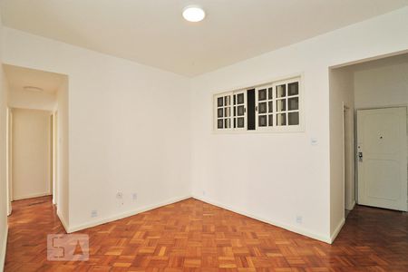 Sala. de apartamento para alugar com 3 quartos, 95m² em Copacabana, Rio de Janeiro